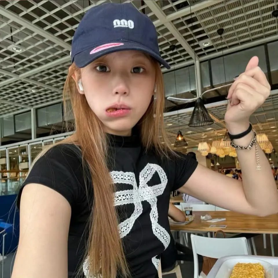 缺席